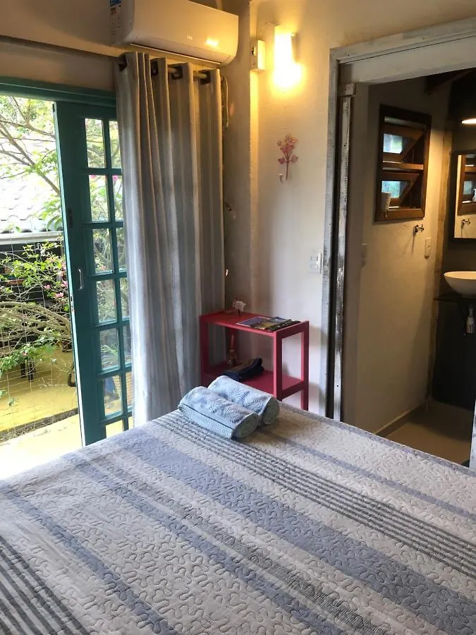 Inn Arua Suites & Cafe Penha